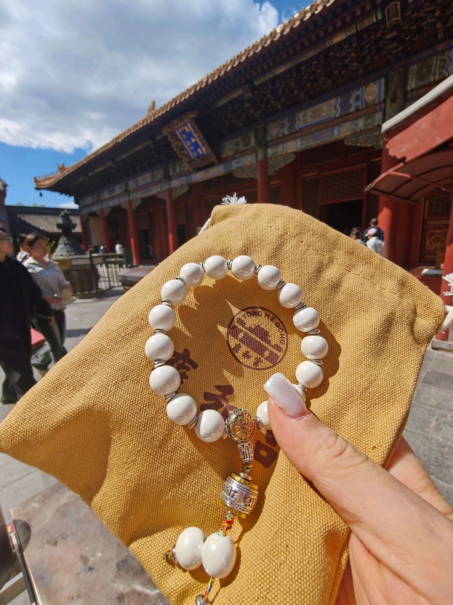 10mm Porcelain Beaded Bracelet | Temple-Inspired Non-Tarnish Charm for Calm & Balance (White/Pink/Blue) - Blissette