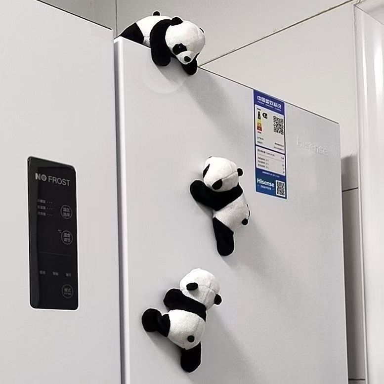 Magnetic Panda Plush Toy – Cute Forbidden City-Inspired “Fu Gui Zhu” Refrigerator Decor, Cultural Souvenir & Gift - Blissette