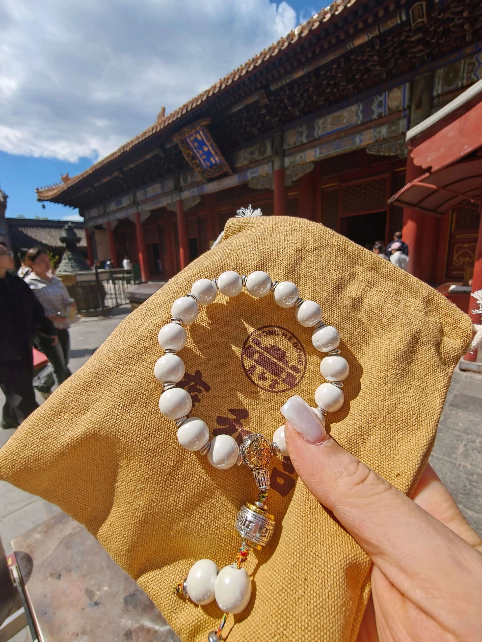 10mm Porcelain Beaded Bracelet | Temple-Inspired Non-Tarnish Charm for Calm & Balance (White/Pink/Blue) - Blissette